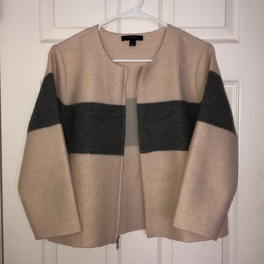 Ann Taylor Zip-up wool blazer